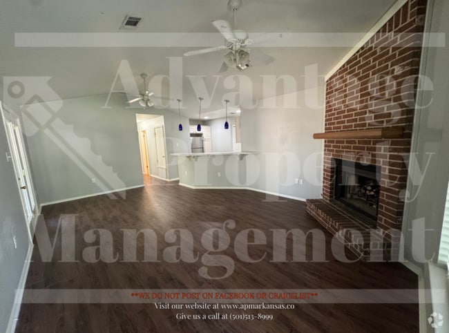 Building Photo - Showings Available! Rental