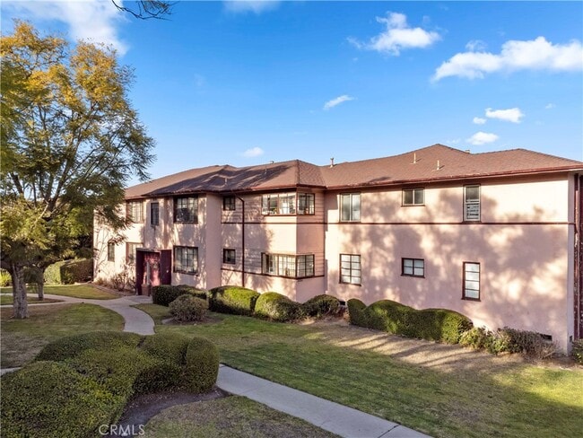 Building Photo - 4051 Abourne Rd Unit D-D Rental