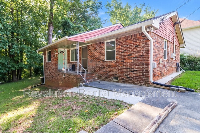 Photo - 4105 Tilly Mill Rd
