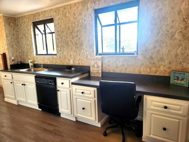 Photo - 2355 SE State Road 100, Starke, FL