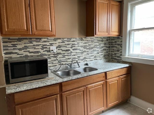Building Photo - 14859 Washburn St Unit Washburn lower Rental