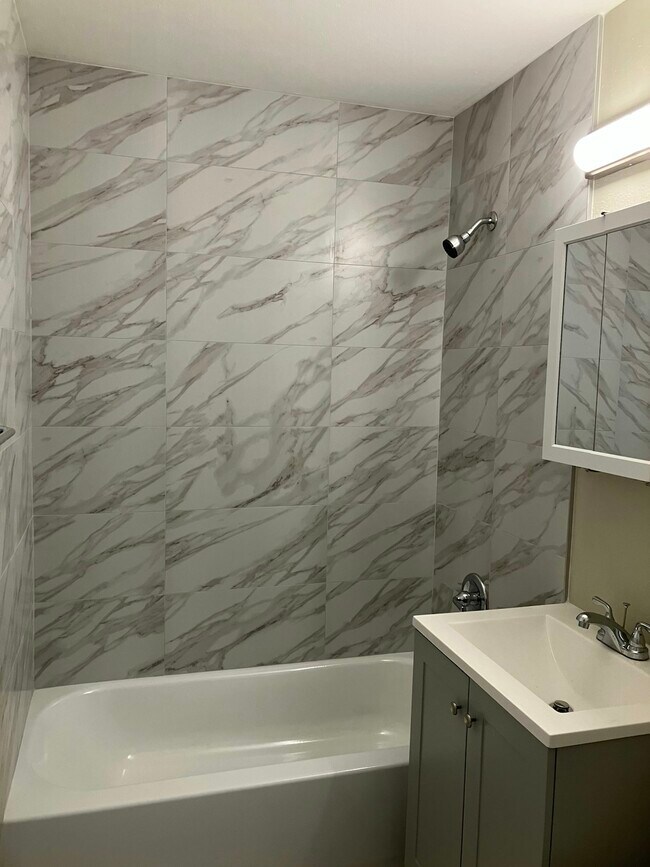 Photo - 5751 Gallatin Ln