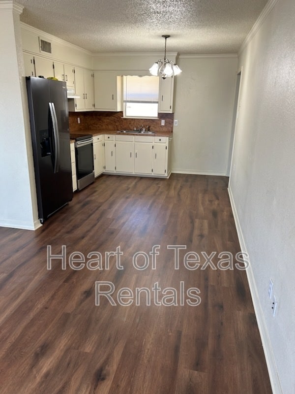 Photo - 822 N Avenue F