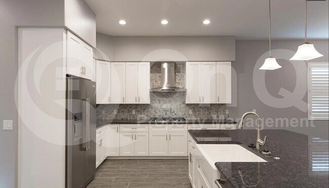 Photo - 1028 E Curry Rd