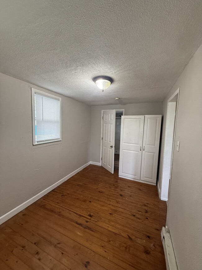 1615 S Glendale Dr
