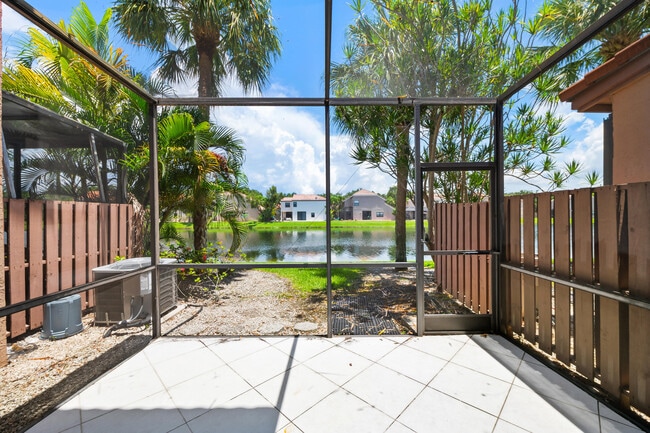 Photo - 10691 NW 14th St Unit 257