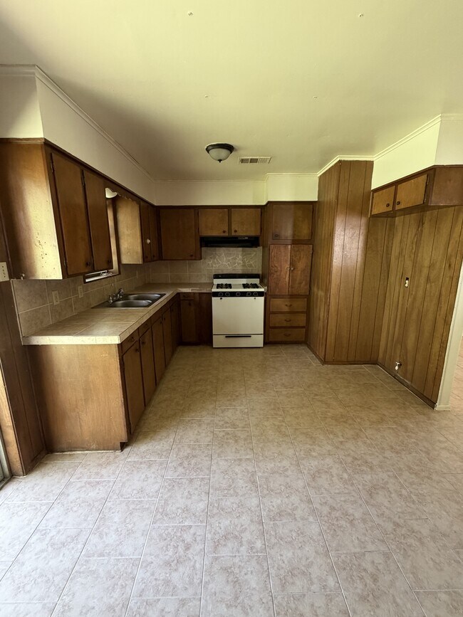 Photo - 6308 Frondosa Dr