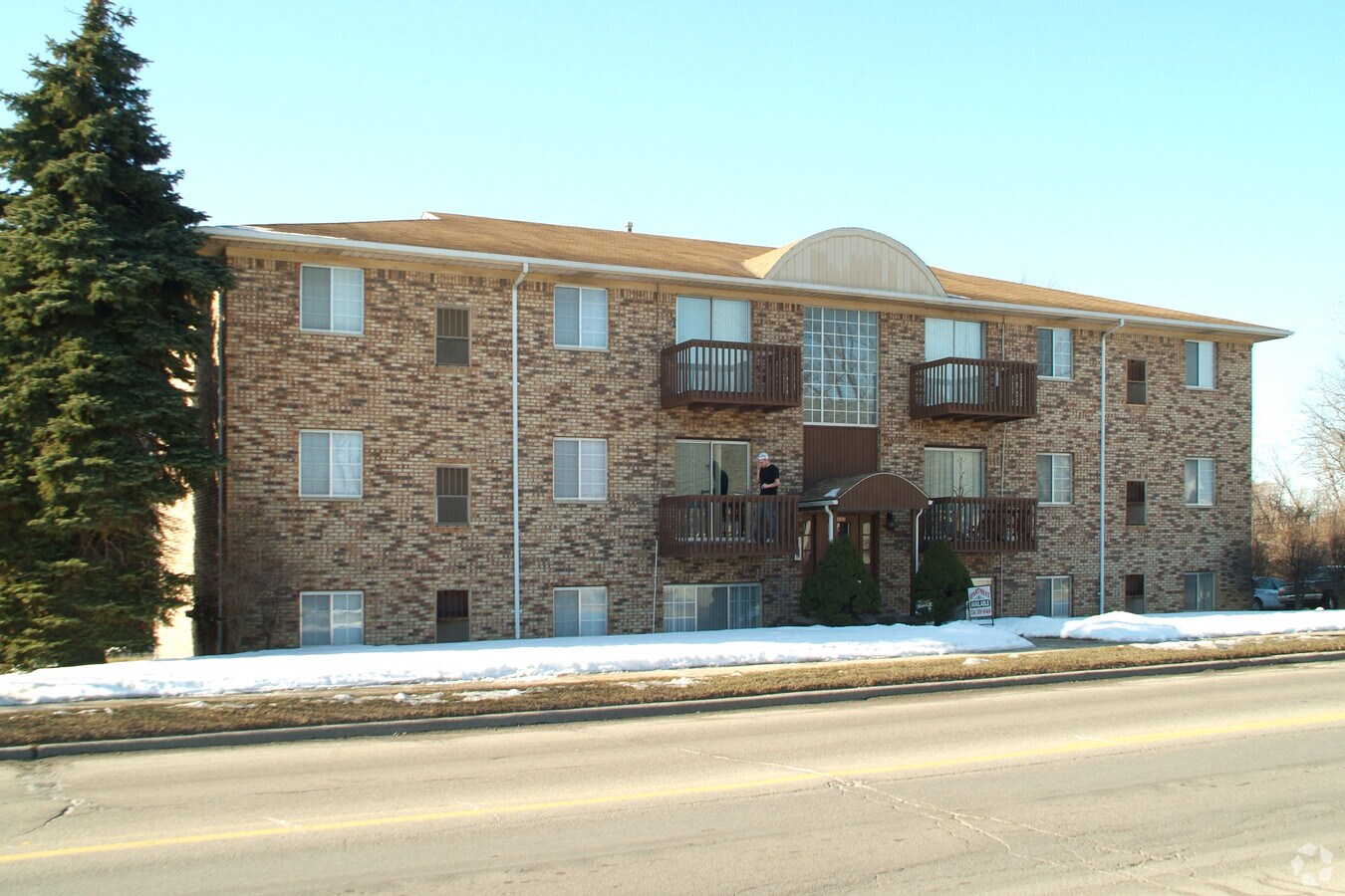 Bradley Manor Apartments - Bradley Manor Apartments