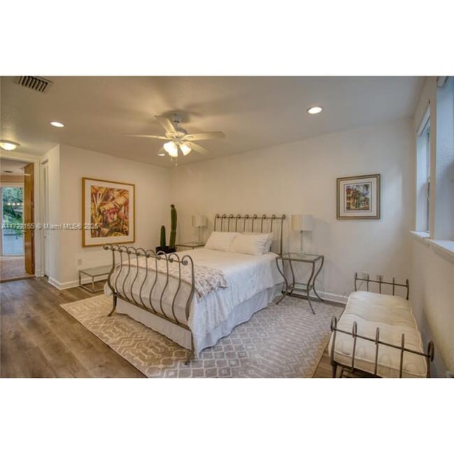 Photo - 2200 Lincoln Ave