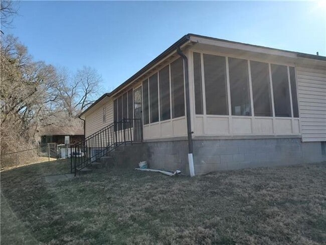 Photo - 3212 N 68th St Unit 3212 N 68th St, Kansas City, KS 66109