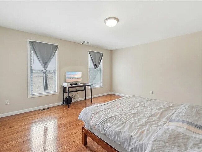 Photo - 25 East St Unit 2