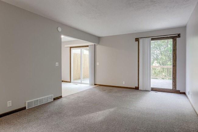 Photo - 15102 Normandy Blvd
