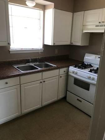 Photo - Merton Manor Apartments