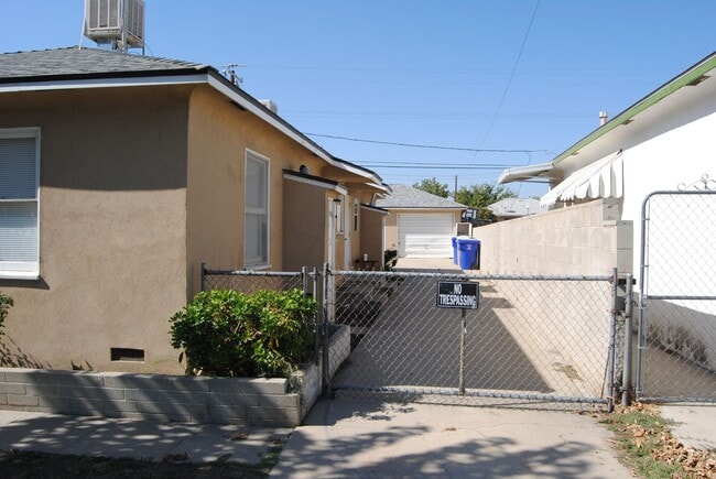 Photo - 1909 Bedford Way