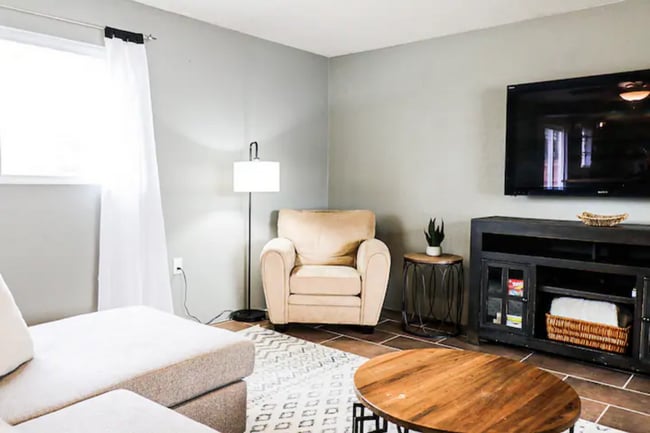 Photo - Cozy Gem,Dog-Friendly, Near Outdoor Escapes