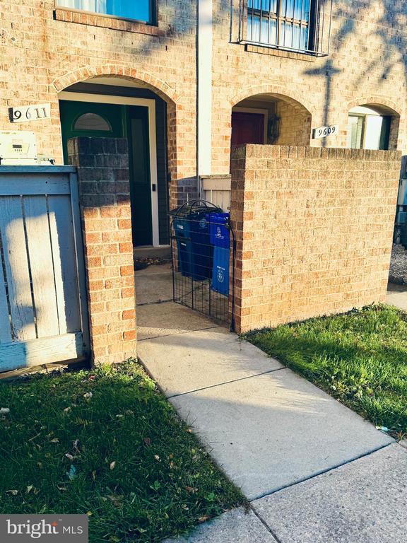 Photo - 9611 Brassie Way