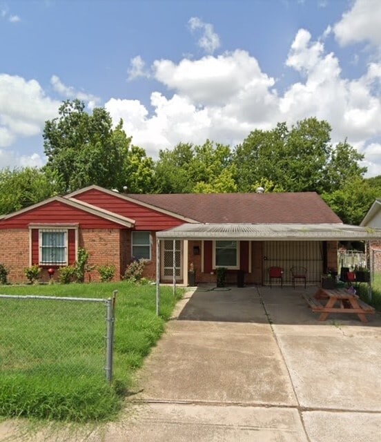 Building Photo - 10902 Segrest Dr