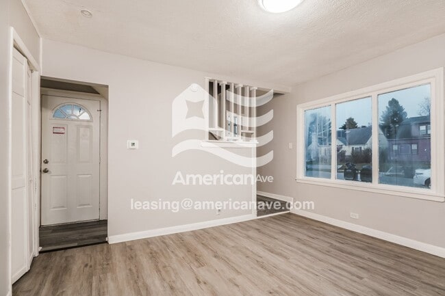 Photo - 501 E Irvington Ave