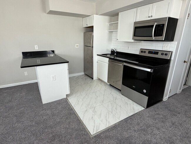 Photo - 1 Bed/1 Bath Apt in Lansdale - Walk to Regional Rail & Shopping / Dining Unit A4