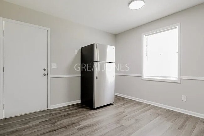 Photo - 1704 8th Pl S