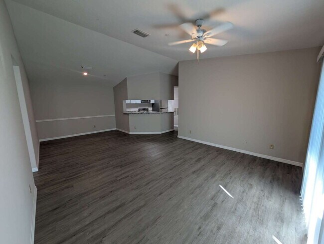 Photo - Spacious 3-Bed, 2-Bath Condo Oasis in Beautiful Suntree Unidad 1209