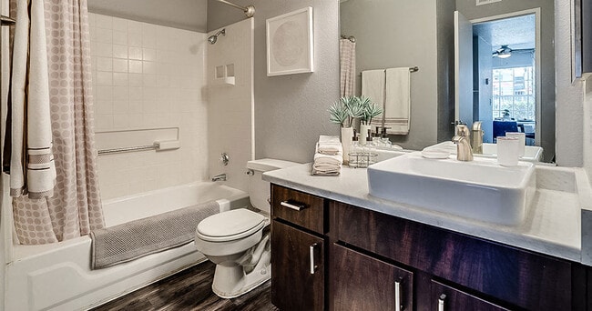 Bella Solara Apartment Homes