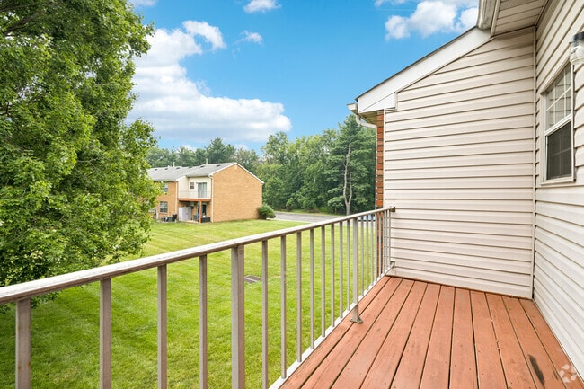 2BR, 1BA w/ Balcony - 1,230SF - Balcony