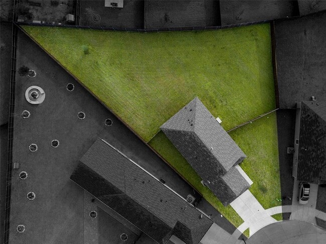 Photo - 7524 Larson Ln