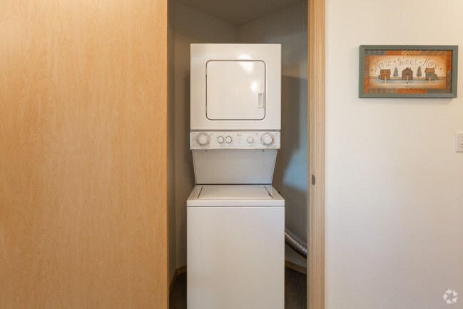 1BR, 1BA