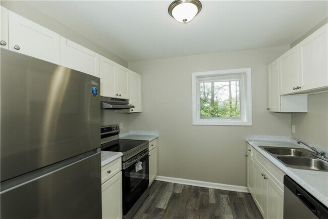 Photo - 166 Anderson Ave NW Unit B02