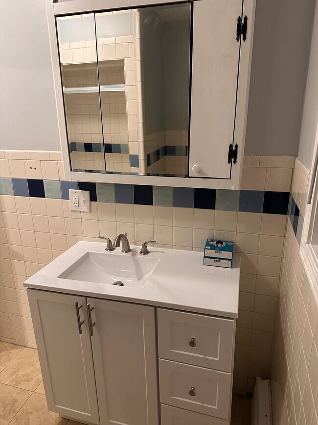 155 Harrison St Unit 2