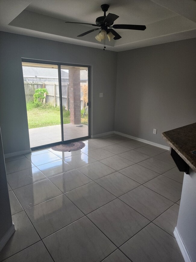 Photo - 6148 Guadalupe River St