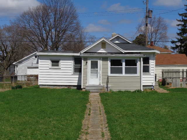 Photo - 1345 E Donald St Casa