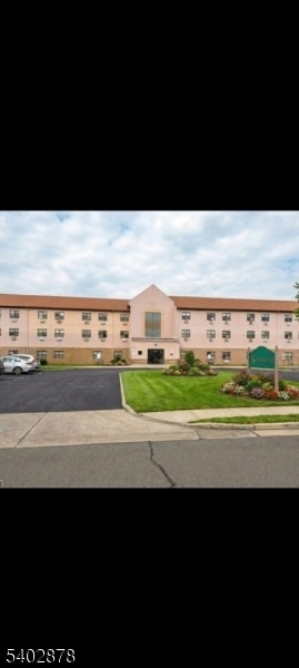 Photo - 701 Cranford Ave