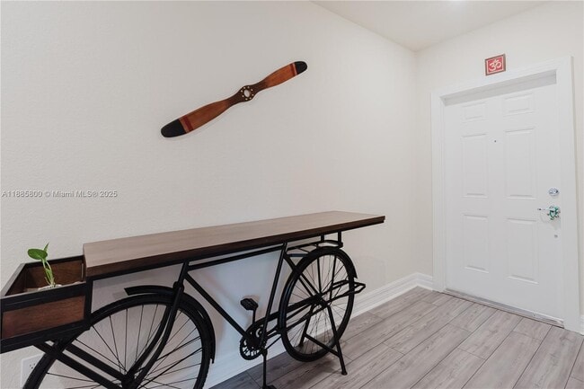 Photo - 3001 Hibiscus Ave