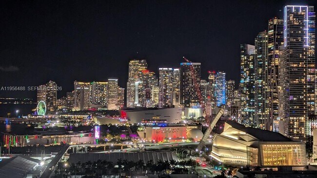 Photo - 1750 N Bayshore Dr Unidad 2610