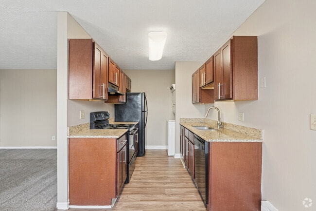 2BR, 1BA - 850SF - Kitchen