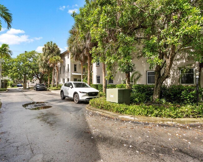 Photo - 812 SW 4th Ave