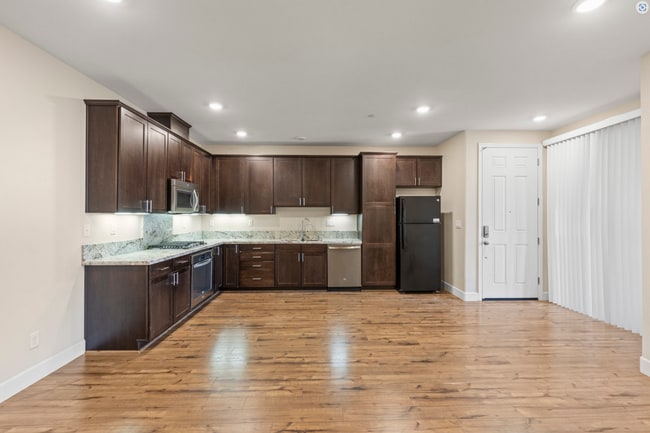 Photo - Amazing Newer Constructed 3br/2ba San Ramon Condo for Rent! Top Floor! Centrally Located for Conv... Unit 205