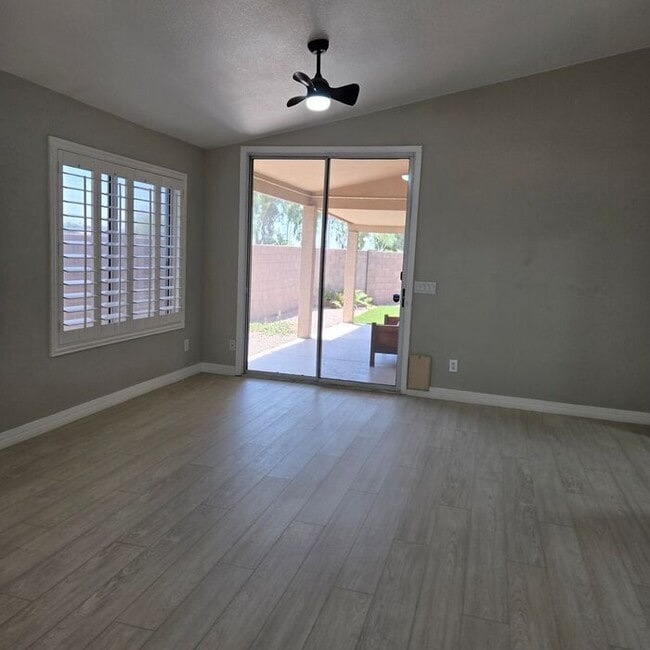 Photo - 2 Bedroom 2 Bath in Coyote Lakes