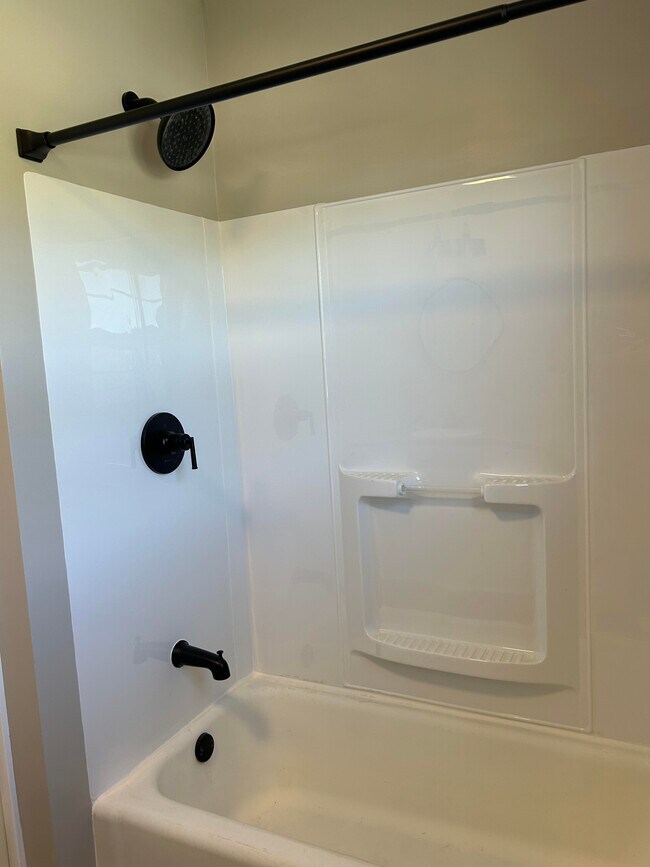 Photo - 520 30th Ave N