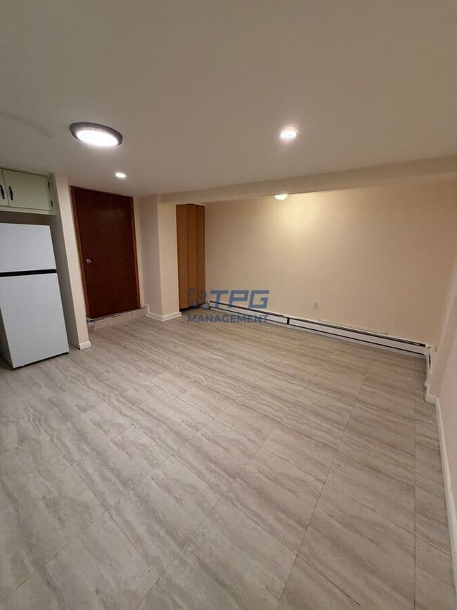 Photo - 565-567 North 4th Street-Basement Unidad Basement