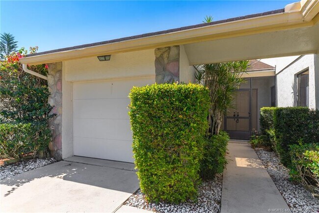 Photo - 2621 SW Egret Pond Cir