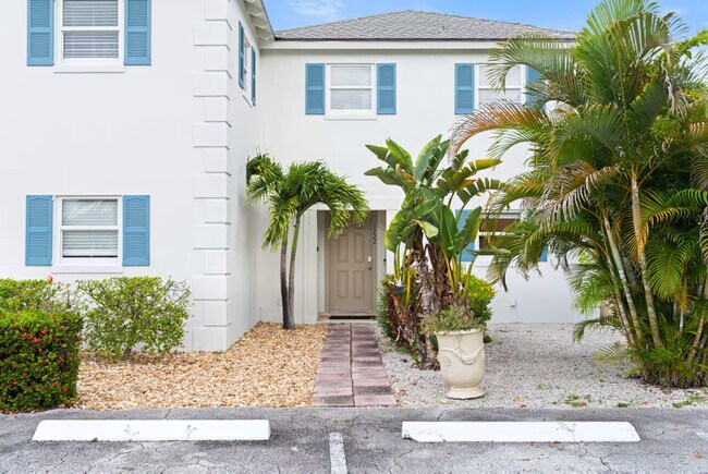 1216 Surf Rd