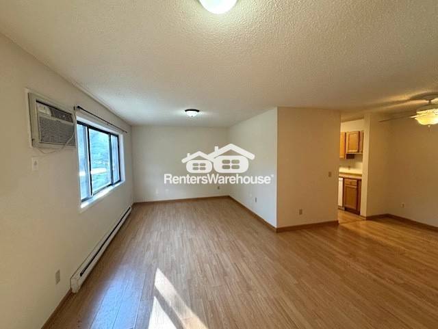 Photo - 22 E 13th St