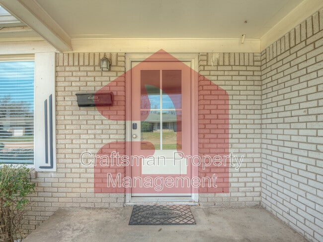 Photo - 2926 NW 72nd St