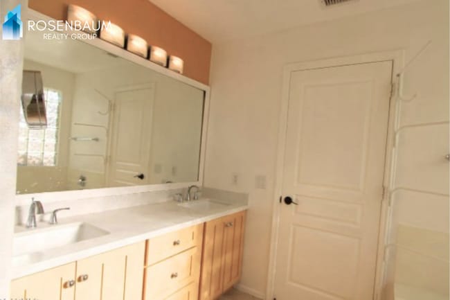 Photo - 4861 S Vista Pl