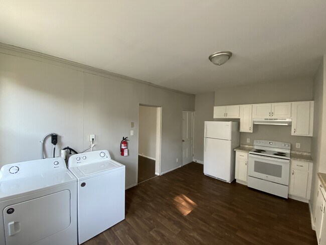 Photo - 413 N Pitt St