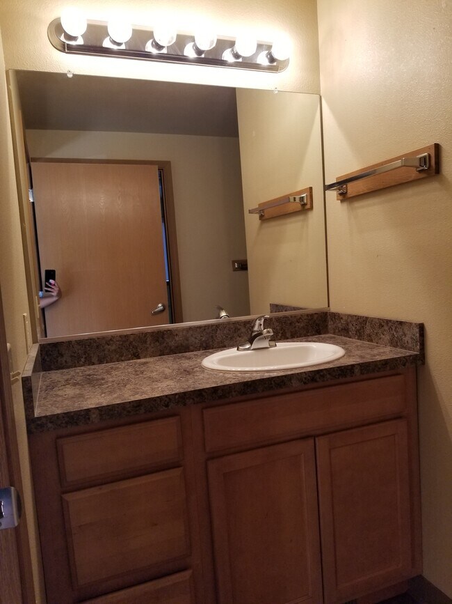 Photo - NE Timberlake Unidad 115-205