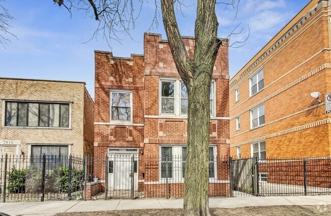 Building Photo - 2614 W Thomas St Unit Apt 1